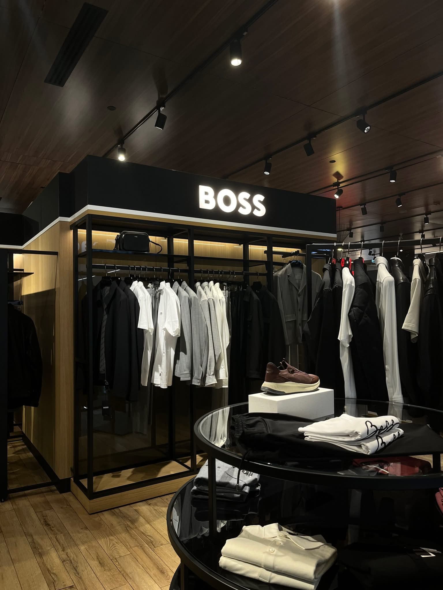 Hugo Boss 4